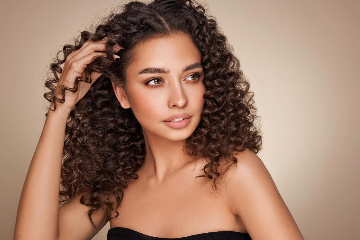 Melhor condicionador para cabelos cacheados: os 10 melhores em 2024